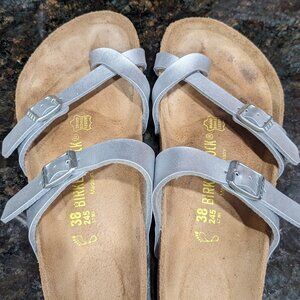 Birkenstock Mayari sandal